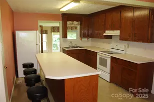 2556 Nc 126 Hwy, Morganton, NC 28655 - Photo 4