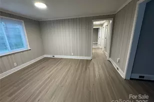 4008 Tennessee Ave, Charlotte, NC 28216 - Photo 16