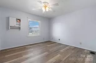 103 Ramsey St, Morganton, NC 28655 - Photo 16