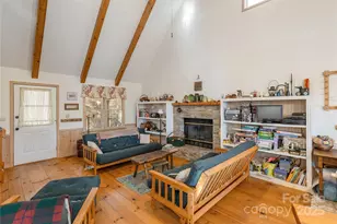 2355 Round Mountain Rd, Brevard, NC 28712 - Photo 4