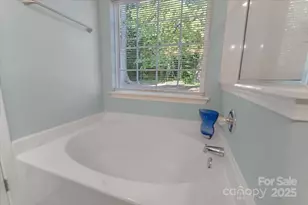 8421 Kings Creek Dr, Charlotte, NC 28273 - Photo 24