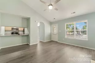 8421 Kings Creek Dr, Charlotte, NC 28273 - Photo 6