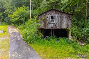 105 Marble Dr, Sylva, NC 28779 - Photo 36