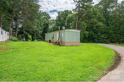 1218 W Highview Lane, Lincolnton, NC 28092 - Photo 12