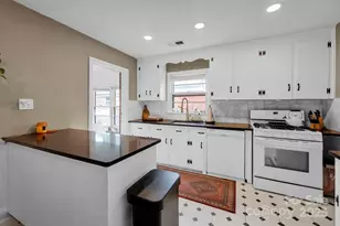 1227 Barkley Rd, Charlotte, NC 28209 - Photo 12