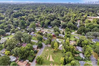 1227 Barkley Road, Charlotte, NC 28209 - Photo 32