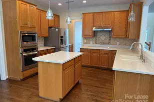 6846 Guinevere Dr, Charlotte, NC 28277 - Photo 20