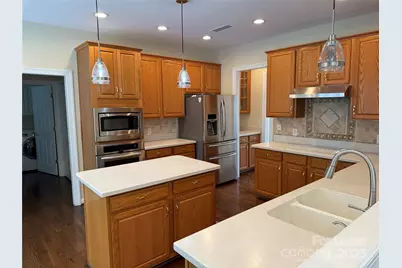 6846 Guinevere Drive, Charlotte, NC 28277 - Photo 18