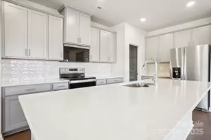 1249 30th St Ln NE, Conover, NC 28613 - Photo 4