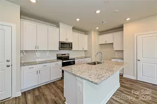 402 Luna Ln, Shelby, NC 28152 - Photo 4