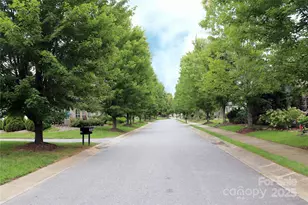 805C Wynnshire Drive, Hickory, NC 28601 - Photo 36