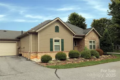 805C Wynnshire Drive #C, Hickory, NC 28601 - Photo 2