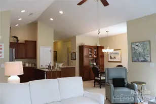 805C Wynnshire Drive, Hickory, NC 28601 - Photo 10