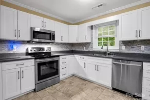 66 Barberry Heights Dr, Brevard, NC 28712 - Photo 16