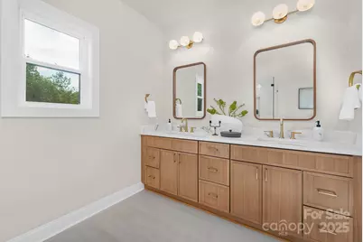 16321 Riverpointe Drive, Charlotte, NC 28278 - Photo 22