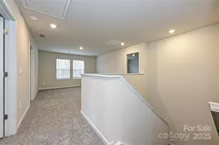 2111 Sunflower Cir, Newton, NC 28658 - Photo 6