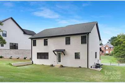 16325 Riverpointe Drive, Charlotte, NC 28278 - Photo 30