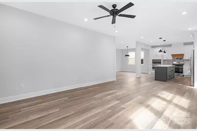 16325 Riverpointe Drive, Charlotte, NC 28278 - Photo 10