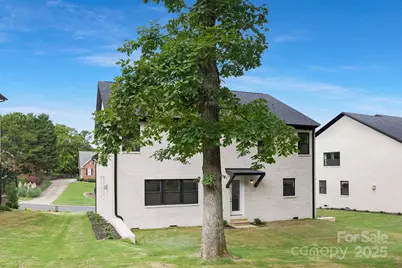 16325 Riverpointe Drive, Charlotte, NC 28278 - Photo 32