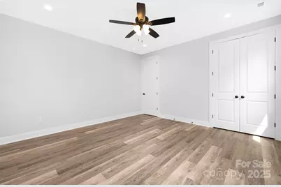 16325 Riverpointe Drive, Charlotte, NC 28278 - Photo 24