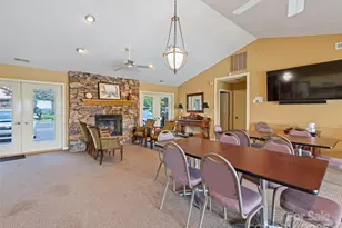 602 Fleetwood Plaza, Hendersonville, NC 28739 - Photo 40