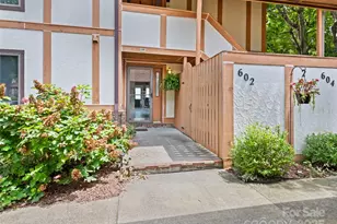 602 Fleetwood Plaza, Hendersonville, NC 28739 - Photo 6