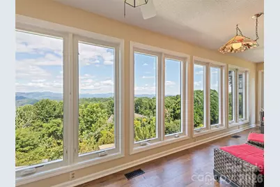 602 Fleetwood Plaza, Hendersonville, NC 28739 - Photo 22