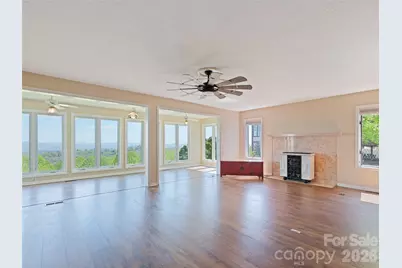 602 Fleetwood Plaza, Hendersonville, NC 28739 - Photo 18
