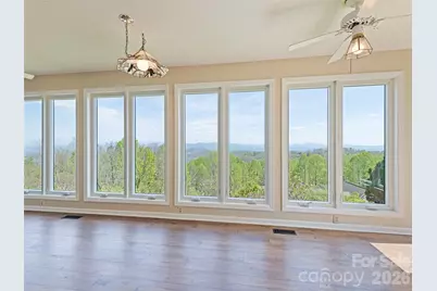 602 Fleetwood Plaza, Hendersonville, NC 28739 - Photo 24