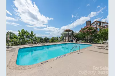 602 Fleetwood Plaza, Hendersonville, NC 28739 - Photo 46