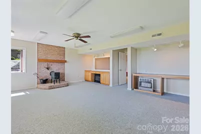 602 Fleetwood Plaza, Hendersonville, NC 28739 - Photo 40