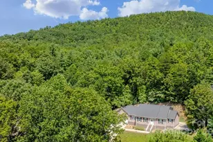 1039 Deep Woods Dr, Marion, NC 28752 - Photo 2