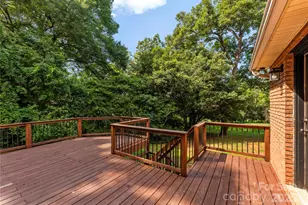 341 N Mulberry St, Statesville, NC 28677 - Photo 12