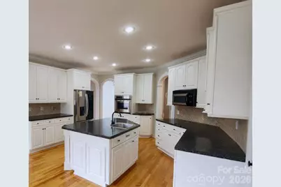 1081 Horse Rock Road, Hickory, NC 28602 - Photo 6