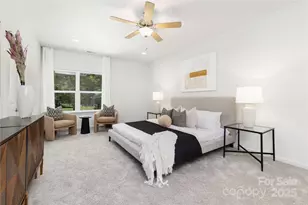 9705 Forest Dr, Charlotte, NC 28216 - Photo 16