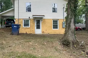 754 S 5th St, Albemarle, NC 28001 - Photo 2