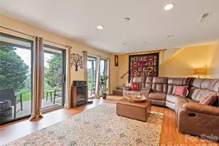 1401 Fleetwood Plaza, Hendersonville, NC 28739 - Photo 38