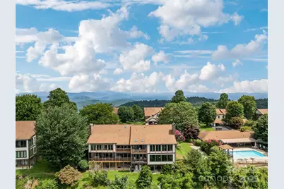 1401 Fleetwood Plaza #1, Hendersonville, NC 28739 - Photo 2