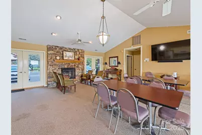 1401 Fleetwood Plaza #1, Hendersonville, NC 28739 - Photo 48