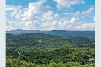 1401 Fleetwood Plaza #1, Hendersonville, NC 28739 - Photo 6