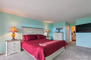 1401 Fleetwood Plaza, Hendersonville, NC 28739 - Photo 26