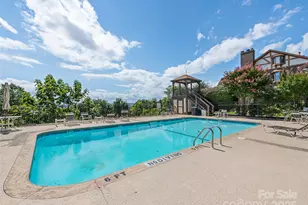 1401 Fleetwood Plaza, Hendersonville, NC 28739 - Photo 44