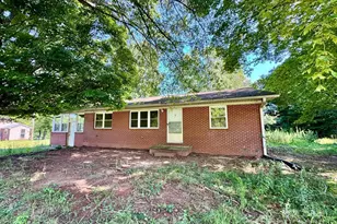 3445 Old US 421 Hwy E, Yadkinville, NC 27055 - Photo 4