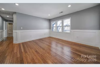 113 W 5th Avenue, Gastonia, NC 28052 - Photo 2