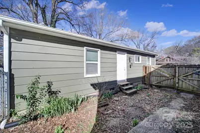 113 W 5th Avenue, Gastonia, NC 28052 - Photo 16