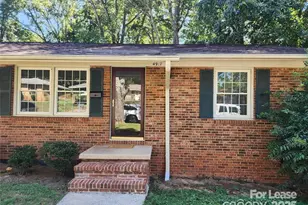 4917 Highlake Dr, Charlotte, NC 28215 - Photo 1