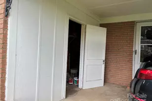 1721 N Post Rd, Shelby, NC 28150 - Photo 8