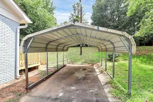 723 Edgegreen Dr, Charlotte, NC 28217 - Photo 22