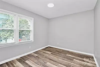 723 Edgegreen Drive, Charlotte, NC 28217 - Photo 16