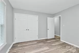 723 Edgegreen Dr, Charlotte, NC 28217 - Photo 12